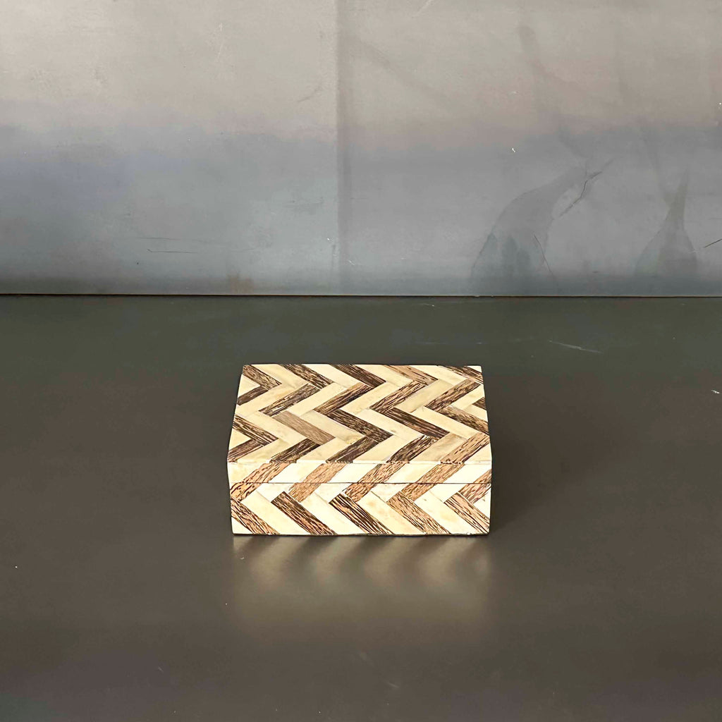 CAJA HUESO BUFALO ZIGZAG MED.   BOEVE045B